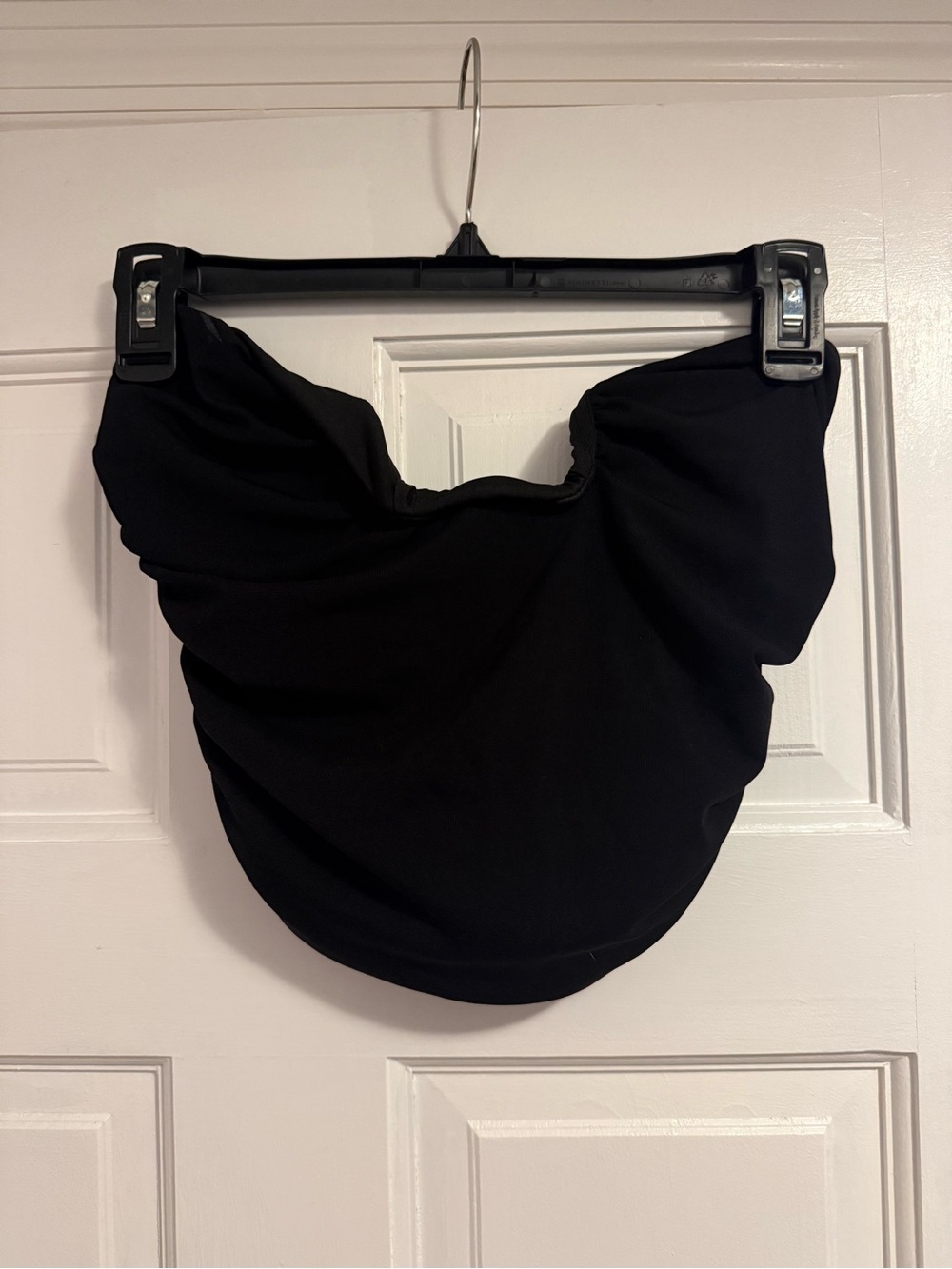 White Fox Boutique Black Strapless Crop Top